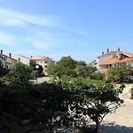 Apartments With A Parking Space Rovinj - 7185
