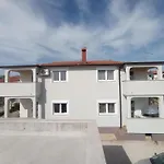 Lara Apartments