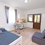 Ferienwohnung Fuer 3 Personen Ca 20 Qm In Fazana, Istrien Istrische Riviera