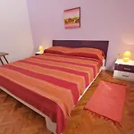 Ferienwohnung Fuer 7 Personen Ca 90 Qm In Pula, Istrien Istrische Riviera