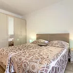 Ferienhaus Mit Privatpool Fuer 10 Personen Ca 200 Qm In Banjole, Istrien Istrische Riviera