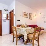 Ferienwohnung Fuer 2 Personen Ca 40 Qm In Banjole, Istrien Istrische Riviera