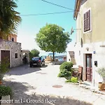 Casanova Apartments - Viewpoint