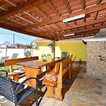 Ferienhaus Mit Privatpool Fuer 16 Personen Ca 200 Qm In Galizana, Istrien Istrische Riviera