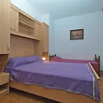 Ferienwohnung Fuer 8 Personen Ca 85 Qm In Medulin, Istrien Suedkueste Von Istrien