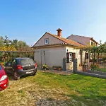 Ferienhaus Fuer 4 Personen Ca 56 Qm In Pula, Istrien Istrische Riviera