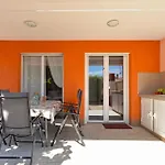 Ferienhaus Mit Privatpool Fuer 6 Personen Ca 80 Qm In Barbariga, Istrien Istrische Riviera
