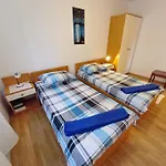Ferienwohnung Fuer 4 Personen Ca 50 M In Fazana-Surida, Istrien Pula Und Umgebung