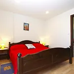 Ferienwohnung Fuer 5 Personen Ca 80 Qm In Fazana, Istrien Istrische Riviera