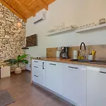 Ferienhaus Mit Privatpool Fuer 4 Personen Ca 60 Qm In Sisan, Istrien Suedkueste Von Istrien
