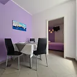 Ferienwohnung Fuer 3 Personen Ca 30 Qm In Rabac, Istrien Bucht Von Rabac