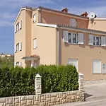 Ferienwohnung Fuer 6 Personen Ca 72 Qm In Vinkuran, Istrien Istrische Riviera