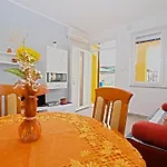 Ferienwohnung Fuer 4 Personen Ca 50 Qm In Fazana, Istrien Istrische Riviera