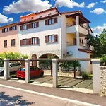 Ferienwohnung Fuer 4 Personen Ca 52 Qm In Fazana, Istrien Istrische Riviera