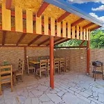 Ferienwohnung Fuer 4 Personen Ca 35 Qm In Fazana-Surida, Istrien Istrische Riviera