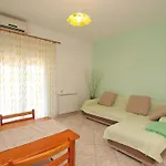 Ferienwohnung Fuer 4 Personen Ca 35 Qm In Fazana, Istrien Istrische Riviera