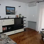 Geraeumige Ferienwohnung Marija 2
