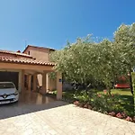 Ferienwohnung Fuer 4 Personen Ca 50 Qm In Fazana, Istrien Istrische Riviera