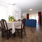 Ferienwohnung Fuer 6 Personen Ca 60 Qm In Fazana, Istrien Istrische Riviera
