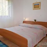 Ferienwohnung Fuer 4 Personen Ca 48 Qm In Marceljani, Istrien Bucht Von Rasa