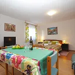 Ferienwohnung Fuer 2 Personen Ca 45 Qm In Premantura, Istrien Istrische Riviera