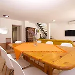 Ferienhaus Mit Privatpool Fuer 9 Personen Ca 150 Qm In Stinjan, Istrien Istrische Riviera