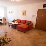 Ferienwohnung Fuer 4 Personen Ca 45 M In Novigrad, Adriakueste Kroatien Westkueste Von Istrien