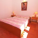 Ferienwohnung Fuer 4 Personen Ca 45 Qm In Valbandon, Istrien Istrische Riviera