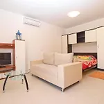 Ferienwohnung Fuer 2 Personen Ca 36 Qm In Vrsar, Istrien Istrische Riviera
