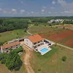 Ferienwohnung Fuer 6 Personen Ca 120 Qm In Dvori, Istrien Istrische Riviera