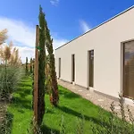 Ferienhaus Mit Privatpool Fuer 6 Personen Ca 130 Qm In Kanfanar, Istrien Binnenland Von Istrien