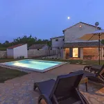 Ferienhaus Mit Privatpool Fuer 6 Personen Ca 60 Qm In Rajki, Istrien Binnenland Von Istrien