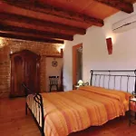 Ferienhaus Mit Privatpool Fuer 9 Personen Ca 175 Qm In Svetvincenat, Istrien Binnenland Von Istrien