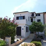 Ferienwohnung Fuer 5 Personen Ca 60 Qm In Pula-Fondole, Istrien Istrische Riviera