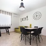 Ferienwohnung Fuer 6 Personen Ca 60 Qm In Pula-Fondole, Istrien Istrische Riviera