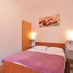 Ferienwohnung Fuer 3 Personen Ca 35 Qm In Fazana, Istrien Istrische Riviera