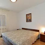 Ferienwohnung Fuer 6 Personen Ca 75 Qm In Rovinj-Cocaletto, Istrien Istrische Riviera