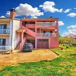 Ferienwohnung Fuer 4 Personen Ca 70 Qm In Flengi, Istrien Istrische Riviera