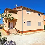 Ferienwohnung Fuer 3 Personen Ca 45 Qm In Stinjan, Istrien Istrische Riviera