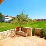 Ferienwohnung Fuer 4 Personen Ca 45 Qm In Fazana-Surida, Istrien Istrische Riviera