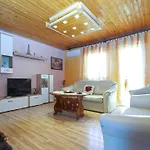 Ferienwohnung Fuer 6 Personen Ca 65 Qm In Pula-Fondole, Istrien Istrische Riviera