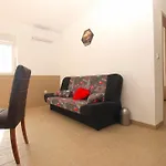 Ferienwohnung Fuer 3 Personen Ca 35 Qm In Liznjan, Istrien Suedkueste Von Istrien