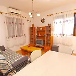 Ferienwohnung Fuer 5 Personen Ca 43 Qm In Cervar-Porat, Istrien Istrische Riviera
