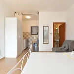 Ferienwohnung Fuer 2 Personen Ca 25 Qm In Medulin, Istrien Suedkueste Von Istrien