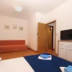 Ferienwohnung Fuer 2 Personen Ca 30 Qm In Fazana, Istrien Istrische Riviera