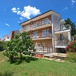 Ferienwohnung Fuer 8 Personen Ca 100 Qm In Pula, Istrien Istrische Riviera