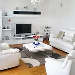 Charming Villa In Umag With Private Pool