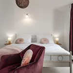 Villa Cvita Domenica Near Porec For 8 People With 40 M2 Private Pool - Pet Friendly