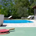 Ferienhaus Mit Privatpool Fuer 12 Personen Ca 160 Qm In Jakovici, Istrien Binnenland Von Istrien