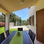 Ferienhaus Mit Privatpool Fuer 20 Personen Ca 400 Qm In Banjole, Istrien Istrische Riviera